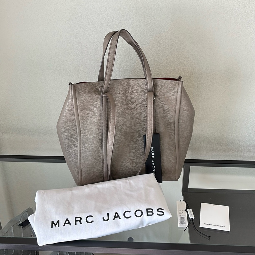 Gorgeous Marc Jacob’s leather tote - The Tag 27 in cement color - Picture 2 of 9